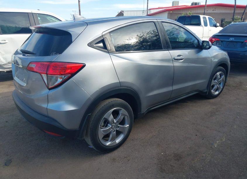 Photo 4 of 2022 Honda Hr-v 2WD LX (VIN 3CZRU5H30NM716757)