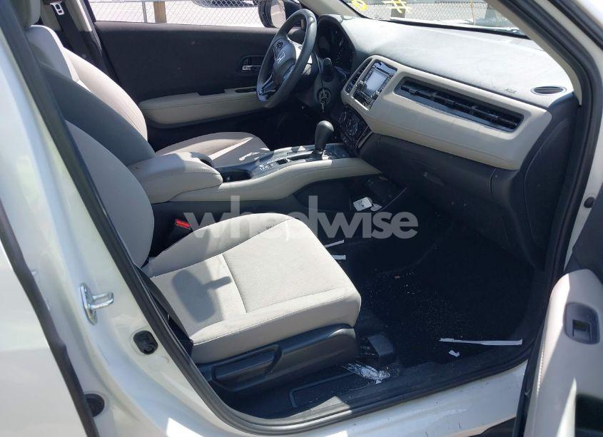 Photo 5 of 2022 Honda Hr-v 2WD LX (VIN 3CZRU5H30NM724969)