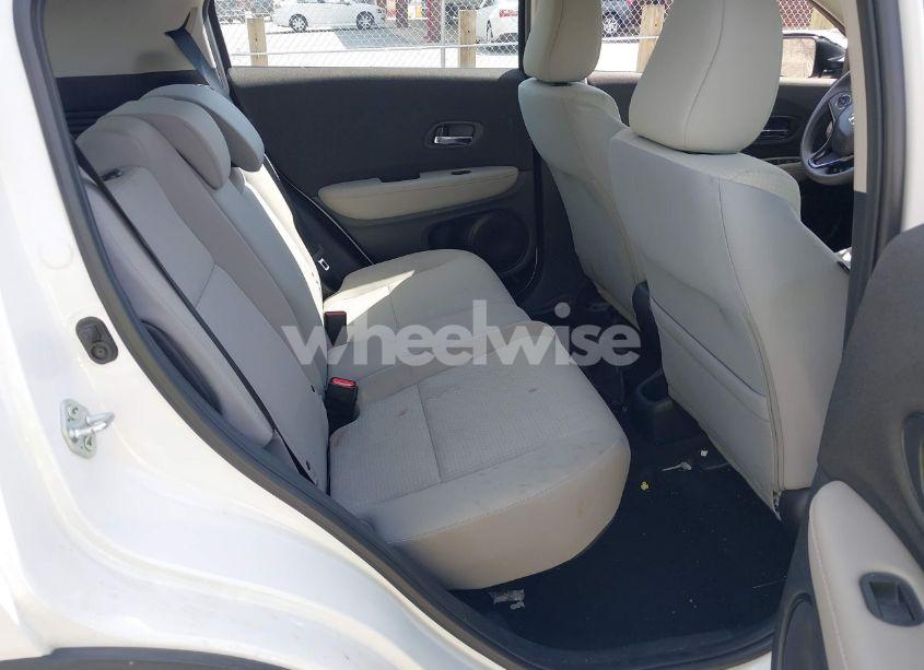 Photo 8 of 2022 Honda Hr-v 2WD LX (VIN 3CZRU5H30NM724969)