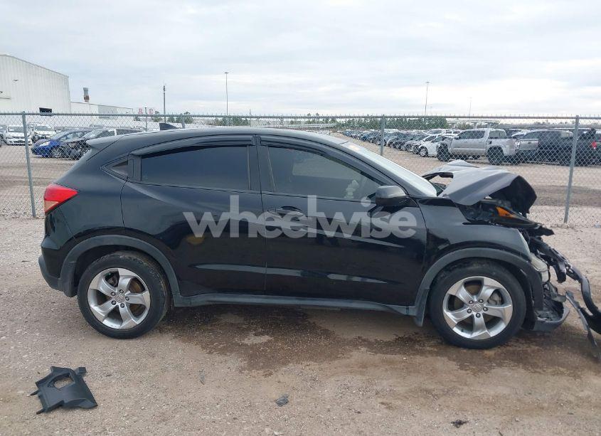 Photo 12 of 2016 Honda Hr-v LX (VIN 3CZRU5H31GM722196)