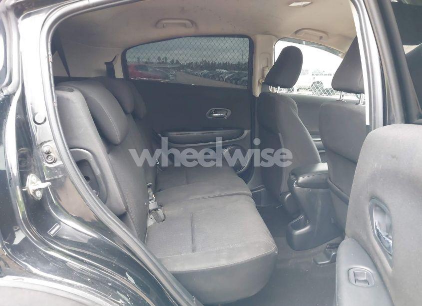 Photo 8 of 2016 Honda Hr-v LX (VIN 3CZRU5H31GM722196)