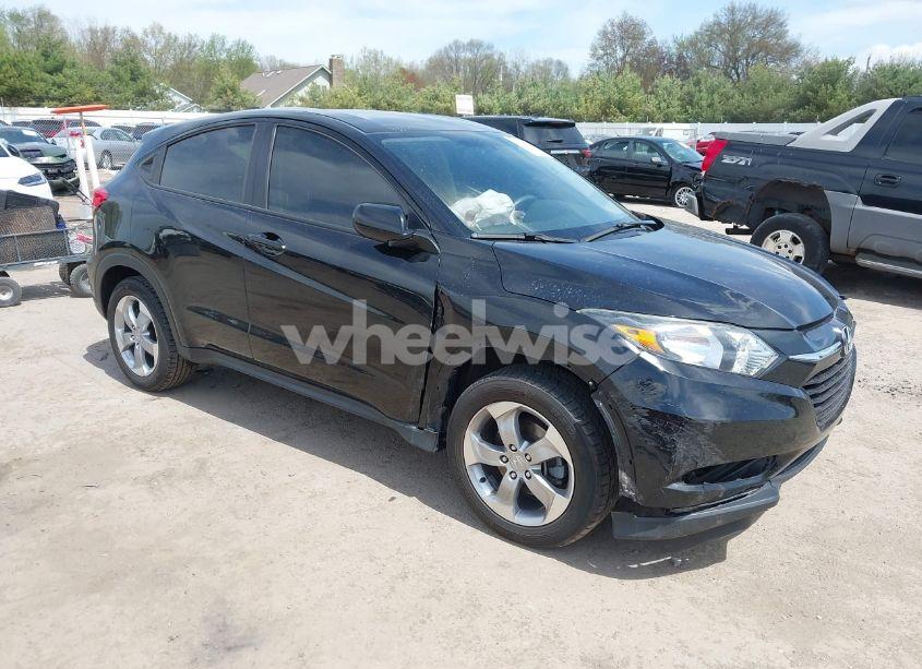 2017 Honda Hr-v LX (VIN 3CZRU5H31HG701915) main photo