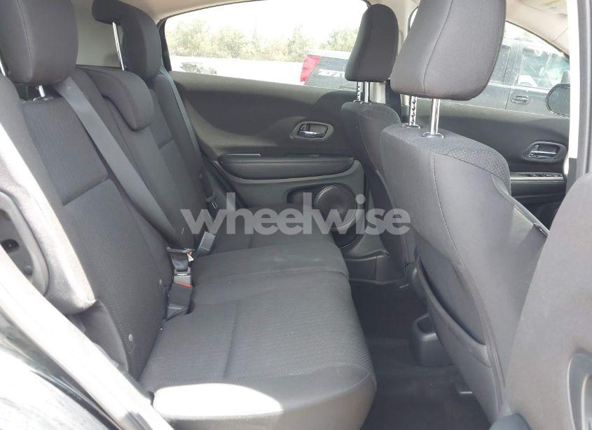 Photo 8 of 2017 Honda Hr-v LX (VIN 3CZRU5H31HG701915)