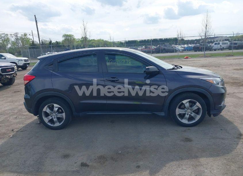 Photo 13 of 2017 Honda Hr-v LX (VIN 3CZRU5H31HM701804)