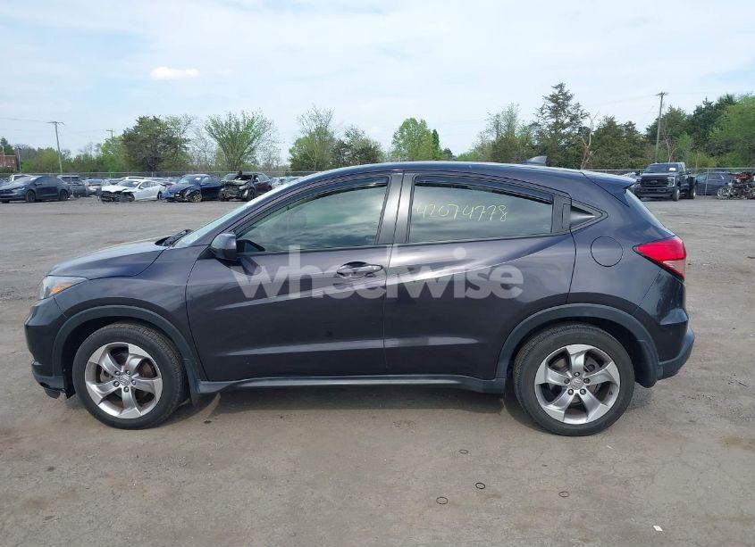 Photo 14 of 2017 Honda Hr-v LX (VIN 3CZRU5H31HM701804)