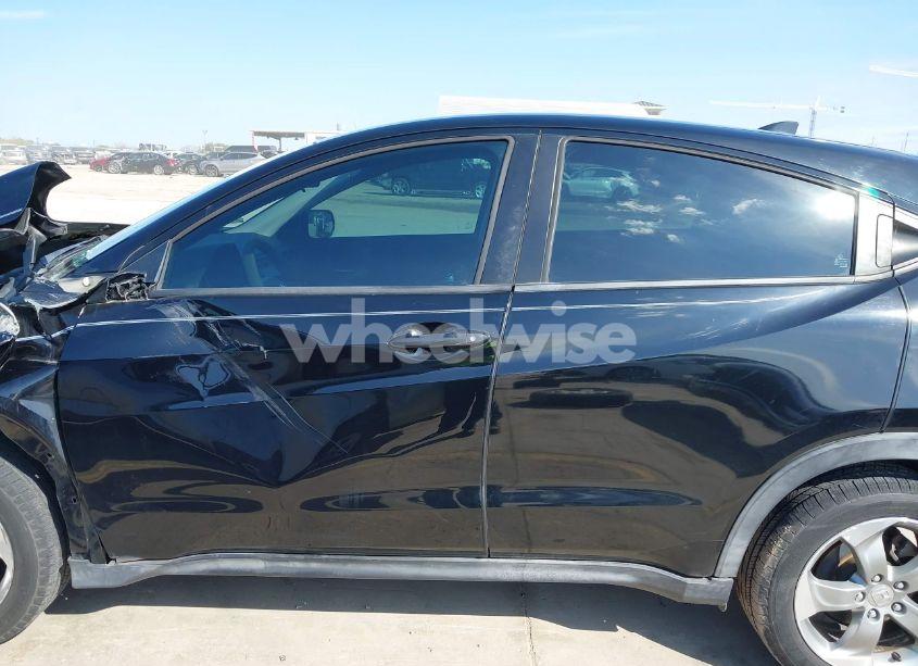 Photo 15 of 2017 Honda Hr-v LX (VIN 3CZRU5H31HM704119)