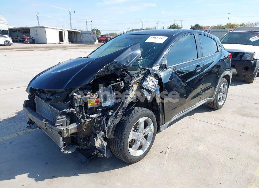 Photo 2 of 2017 Honda Hr-v LX (VIN 3CZRU5H31HM704119)