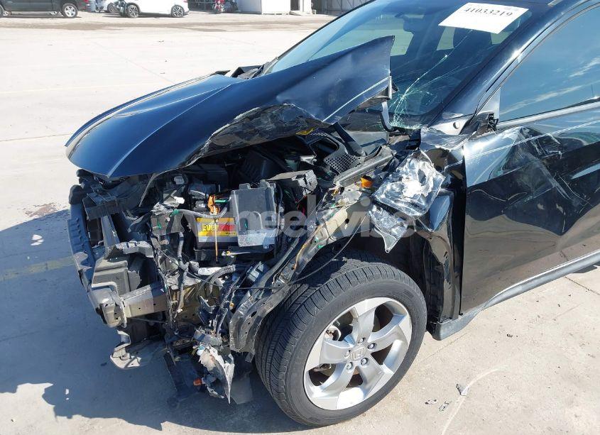 Photo 6 of 2017 Honda Hr-v LX (VIN 3CZRU5H31HM704119)