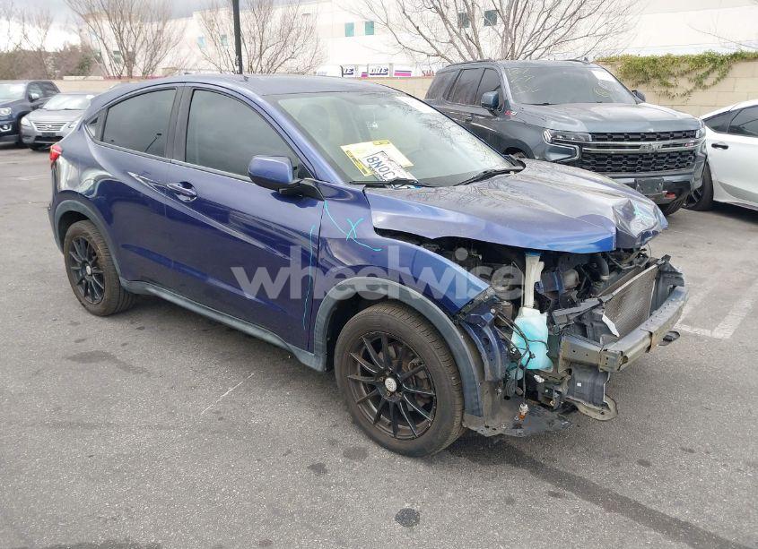 2017 Honda Hr-v LX (VIN 3CZRU5H31HM705481) main photo