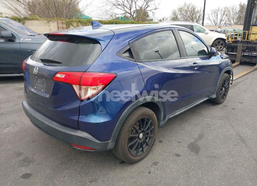 Photo 4 of 2017 Honda Hr-v LX (VIN 3CZRU5H31HM705481)