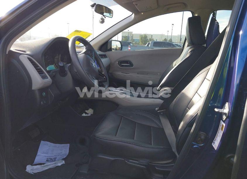 Photo 5 of 2017 Honda Hr-v LX (VIN 3CZRU5H31HM705481)