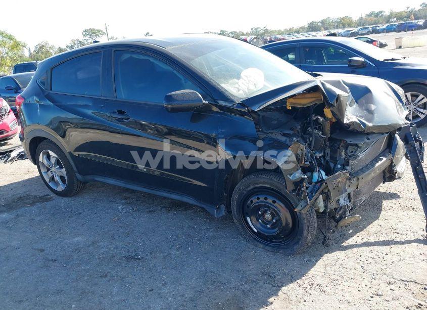 2017 Honda Hr-v LX (VIN 3CZRU5H31HM725388) main photo