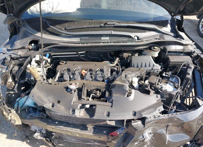 Photo 10 of 2017 Honda Hr-v LX (VIN 3CZRU5H31HM725388)