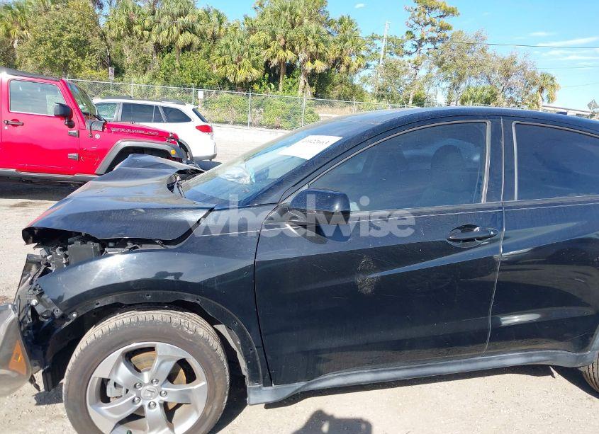 Photo 15 of 2017 Honda Hr-v LX (VIN 3CZRU5H31HM725388)