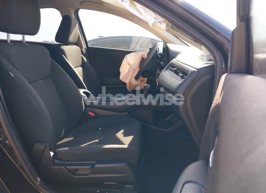 Photo 5 of 2017 Honda Hr-v LX (VIN 3CZRU5H31HM725388)