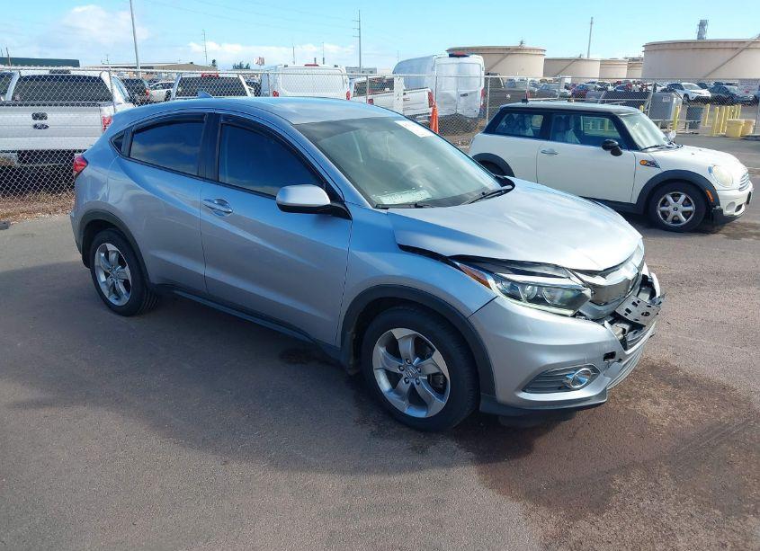 2019 Honda Hr-v LX (VIN 3CZRU5H31KM705049) main photo