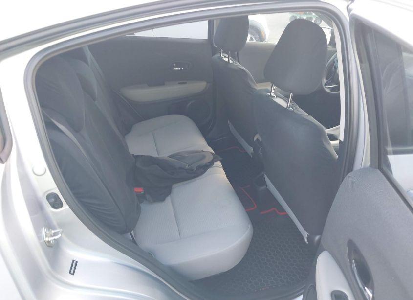 Photo 8 of 2019 Honda Hr-v LX (VIN 3CZRU5H31KM705049)