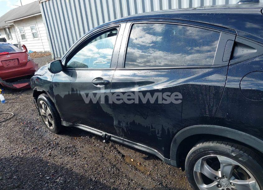 Photo 15 of 2019 Honda Hr-v LX (VIN 3CZRU5H31KM714477)