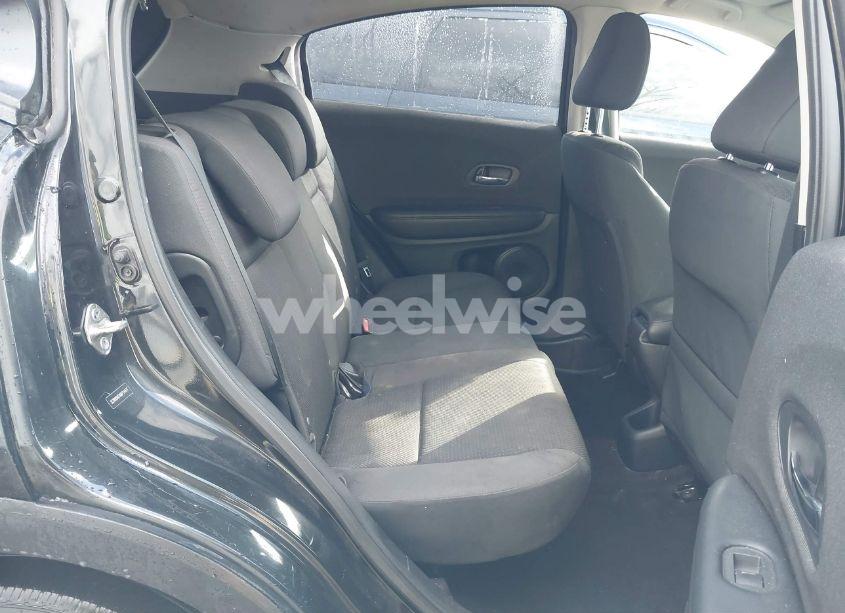 Photo 8 of 2019 Honda Hr-v LX (VIN 3CZRU5H31KM714477)