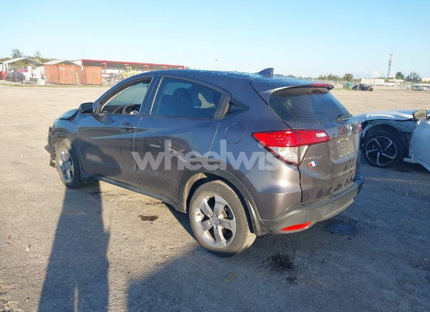 Photo 3 of 2020 Honda Hr-v 2WD LX (VIN 3CZRU5H31LM718918)