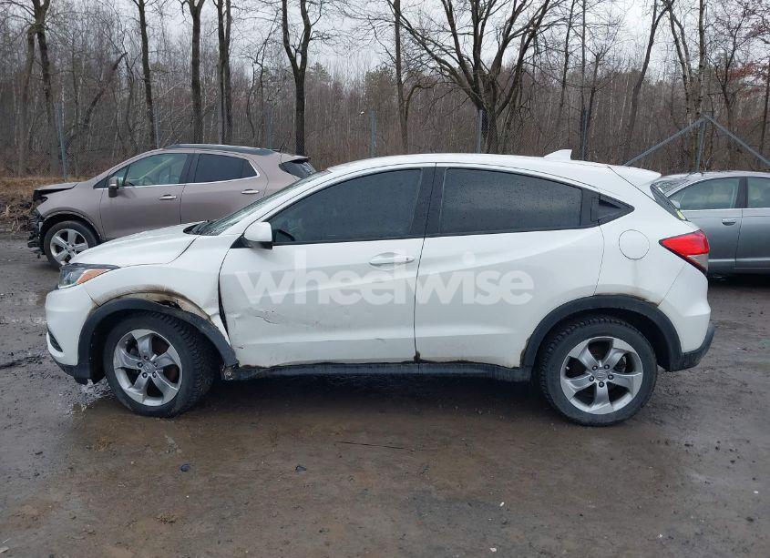 Photo 14 of 2020 Honda Hr-v 2WD LX (VIN 3CZRU5H31LM718997)