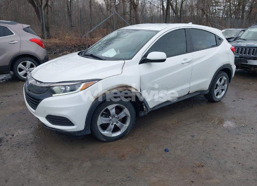 Photo 2 of 2020 Honda Hr-v 2WD LX (VIN 3CZRU5H31LM718997)