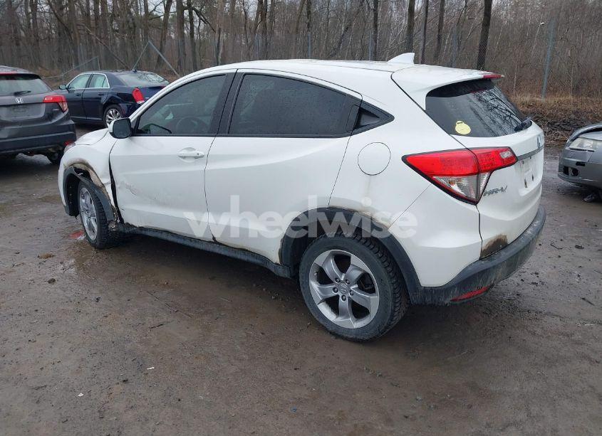 Photo 3 of 2020 Honda Hr-v 2WD LX (VIN 3CZRU5H31LM718997)