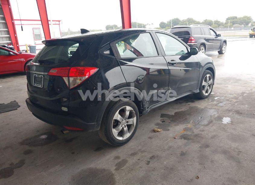 Photo 4 of 2021 Honda Hr-v 2WD LX (VIN 3CZRU5H31MM710612)