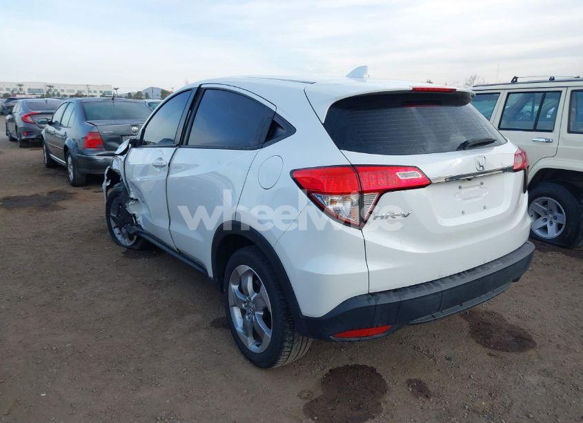 Photo 3 of 2022 Honda Hr-v 2WD LX (VIN 3CZRU5H31NM708960)