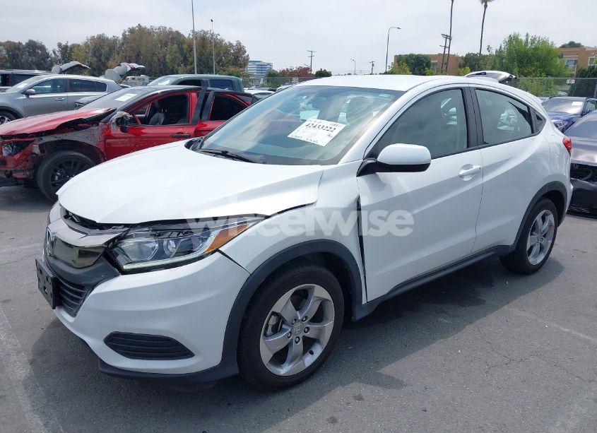 Photo 2 of 2022 Honda Hr-v 2WD LX (VIN 3CZRU5H31NM731526)