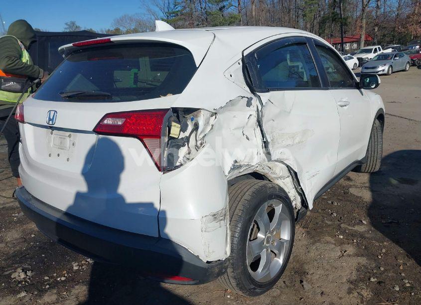 Photo 4 of 2016 Honda Hr-v LX (VIN 3CZRU5H32GM702085)