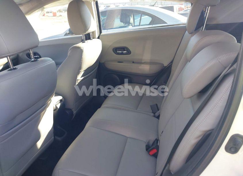 Photo 8 of 2016 Honda Hr-v LX (VIN 3CZRU5H32GM702085)