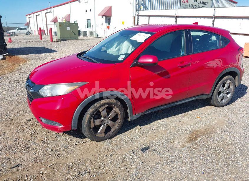 Photo 2 of 2017 Honda Hr-v LX (VIN 3CZRU5H32HG706296)