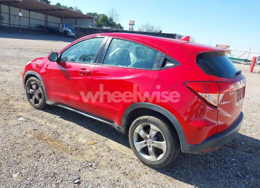 Photo 3 of 2017 Honda Hr-v LX (VIN 3CZRU5H32HG706296)