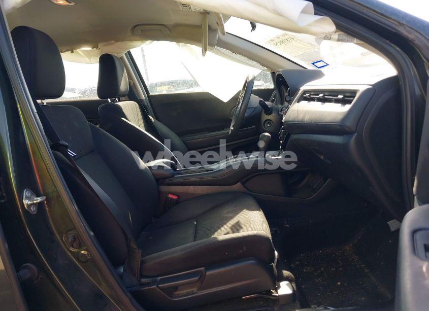 Photo 5 of 2018 Honda Hr-v LX (VIN 3CZRU5H32JG706501)