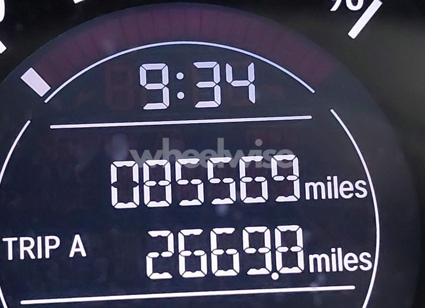 Photo 15 of 2018 Honda Hr-v LX (VIN 3CZRU5H32JM722067)