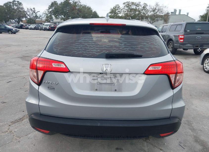 Photo 16 of 2018 Honda Hr-v LX (VIN 3CZRU5H32JM722067)