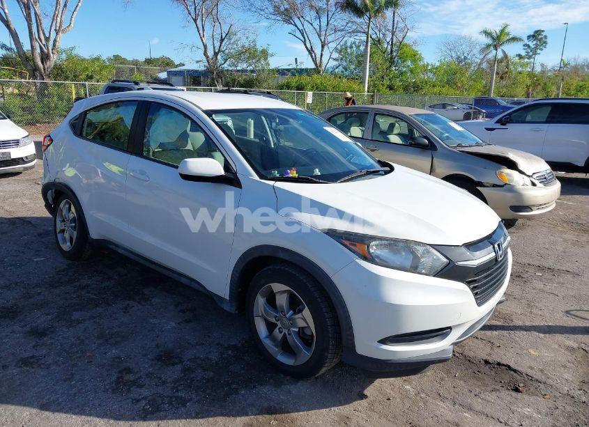 2018 Honda Hr-v LX (VIN 3CZRU5H32JM722330) main photo
