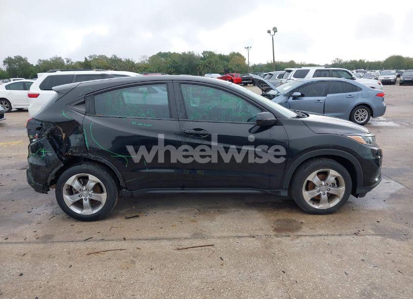 Photo 14 of 2019 Honda Hr-v LX (VIN 3CZRU5H32KG714650)