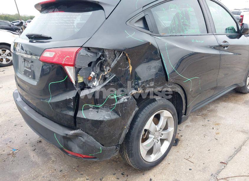 Photo 6 of 2019 Honda Hr-v LX (VIN 3CZRU5H32KG714650)