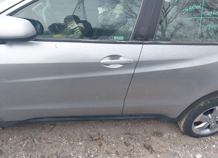 Photo 15 of 2020 Honda Hr-v 2WD LX (VIN 3CZRU5H32LM705272)