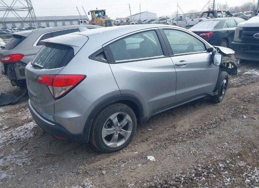 Photo 4 of 2020 Honda Hr-v 2WD LX (VIN 3CZRU5H32LM705272)