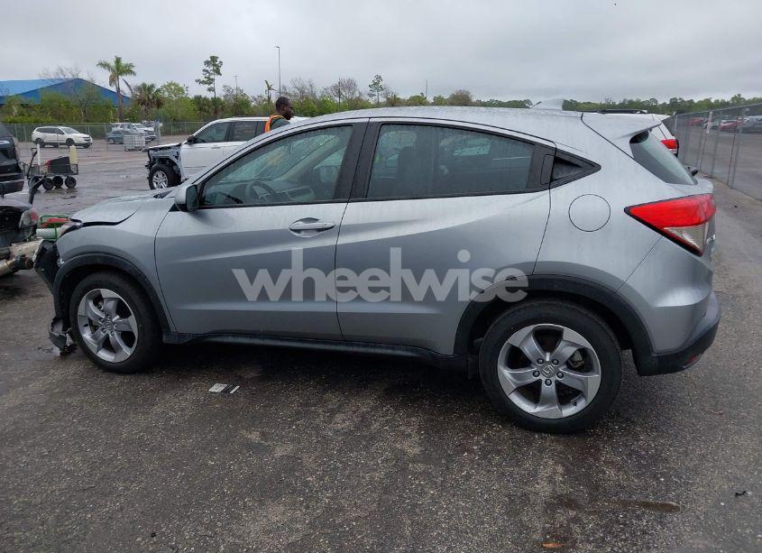 Photo 14 of 2020 Honda Hr-v 2WD LX (VIN 3CZRU5H32LM706826)