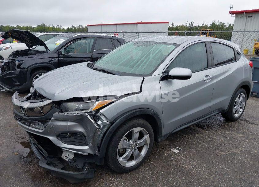 Photo 2 of 2020 Honda Hr-v 2WD LX (VIN 3CZRU5H32LM706826)