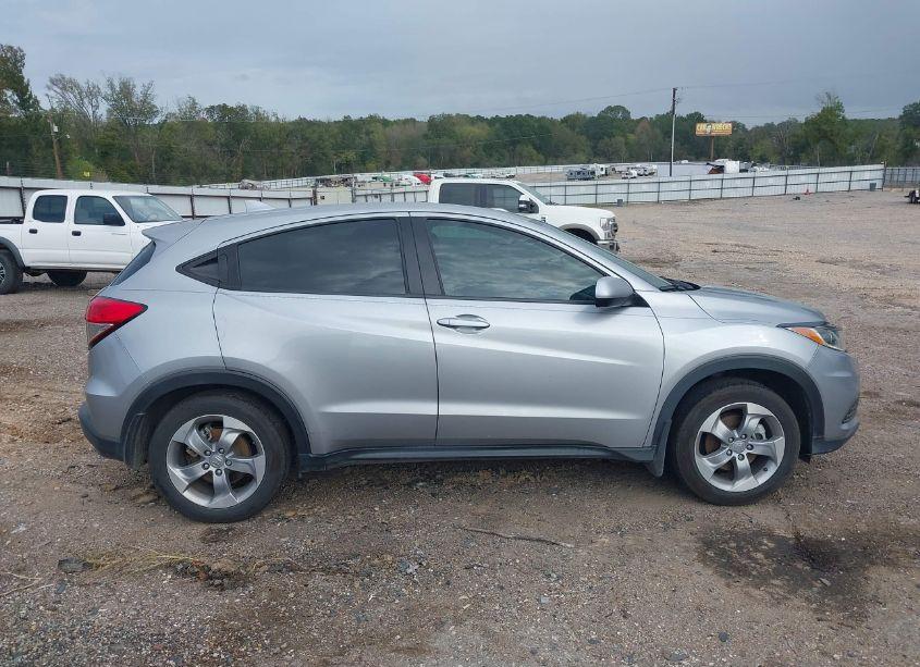 Photo 14 of 2020 Honda Hr-v 2WD LX (VIN 3CZRU5H32LM717292)