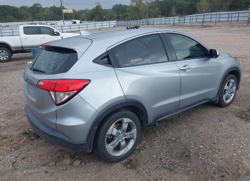 Photo 4 of 2020 Honda Hr-v 2WD LX (VIN 3CZRU5H32LM717292)