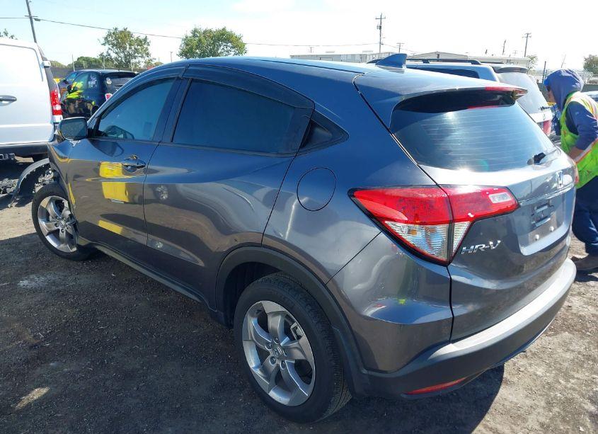 Photo 3 of 2021 Honda Hr-v 2WD LX (VIN 3CZRU5H32MM720047)