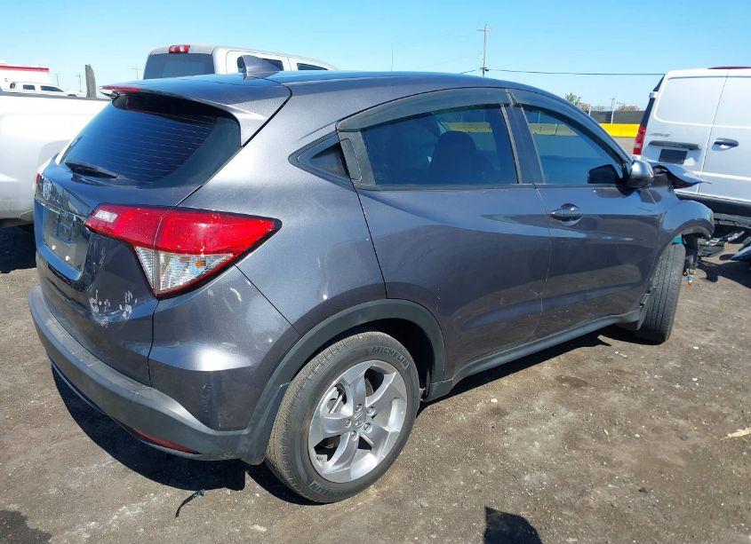 Photo 4 of 2021 Honda Hr-v 2WD LX (VIN 3CZRU5H32MM720047)