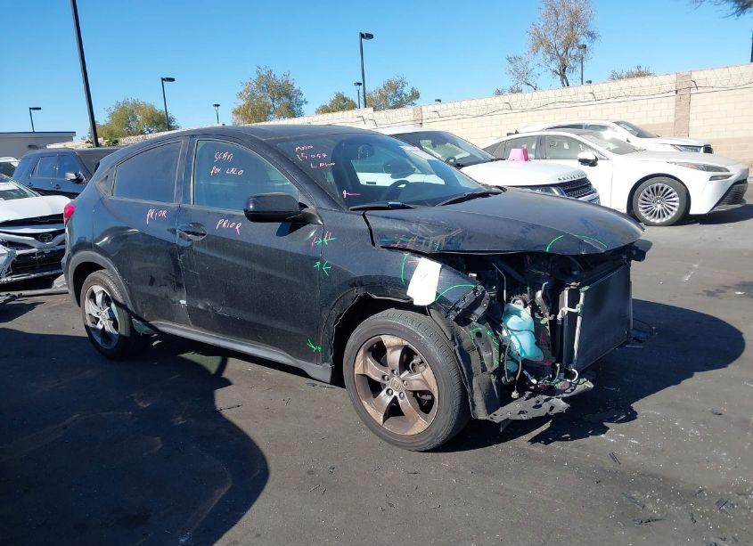 Photo 14 of 2018 Honda Hr-v LX (VIN 3CZRU5H33JM717797)