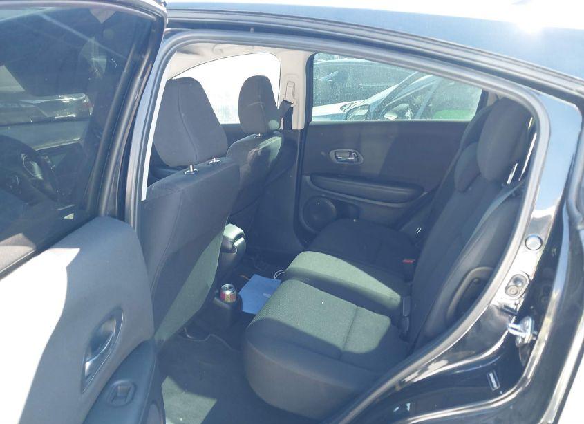 Photo 8 of 2018 Honda Hr-v LX (VIN 3CZRU5H33JM717797)